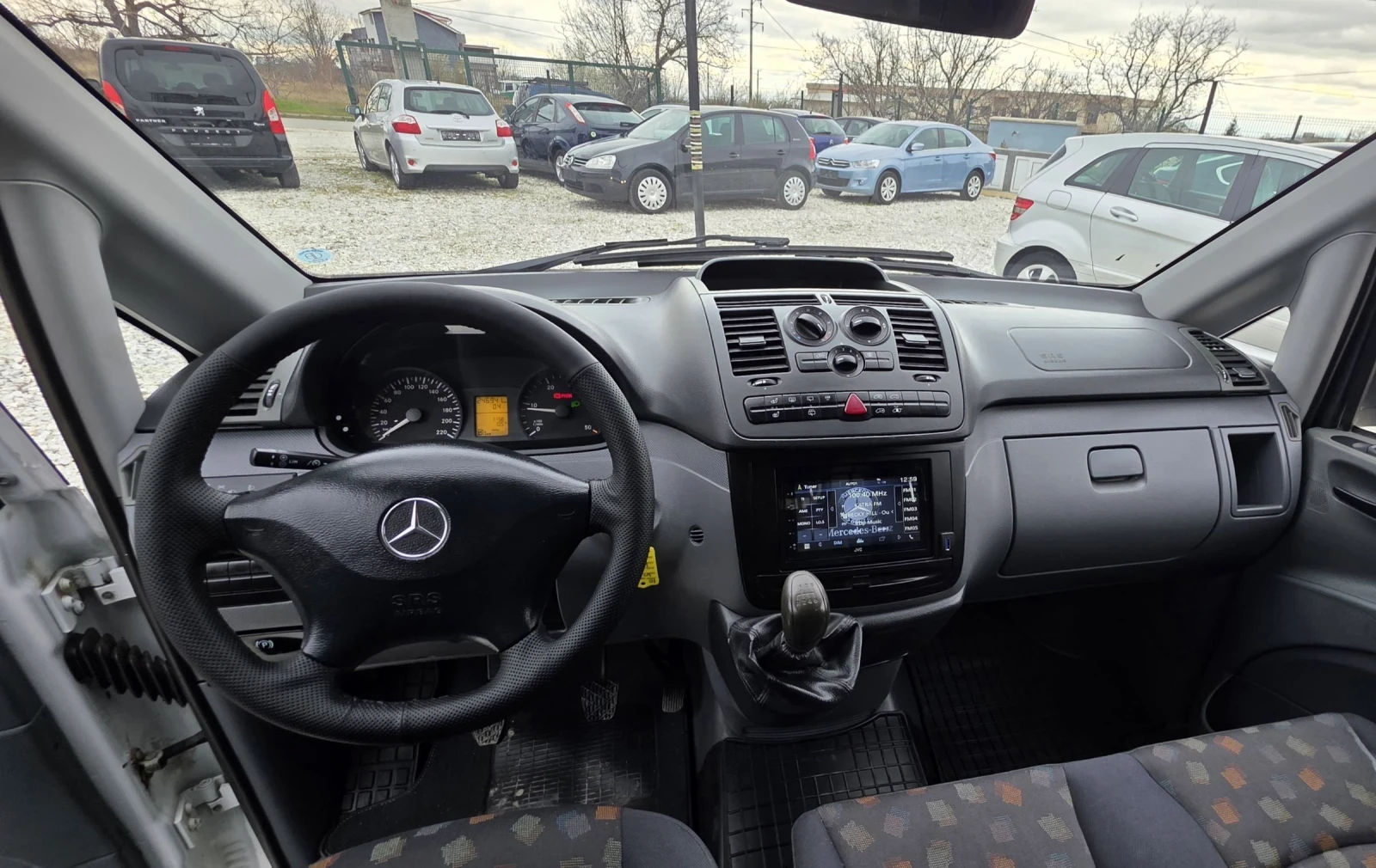 Mercedes-Benz Vito 111 CDI, снимка 9 - Бусове и автобуси - 54012080