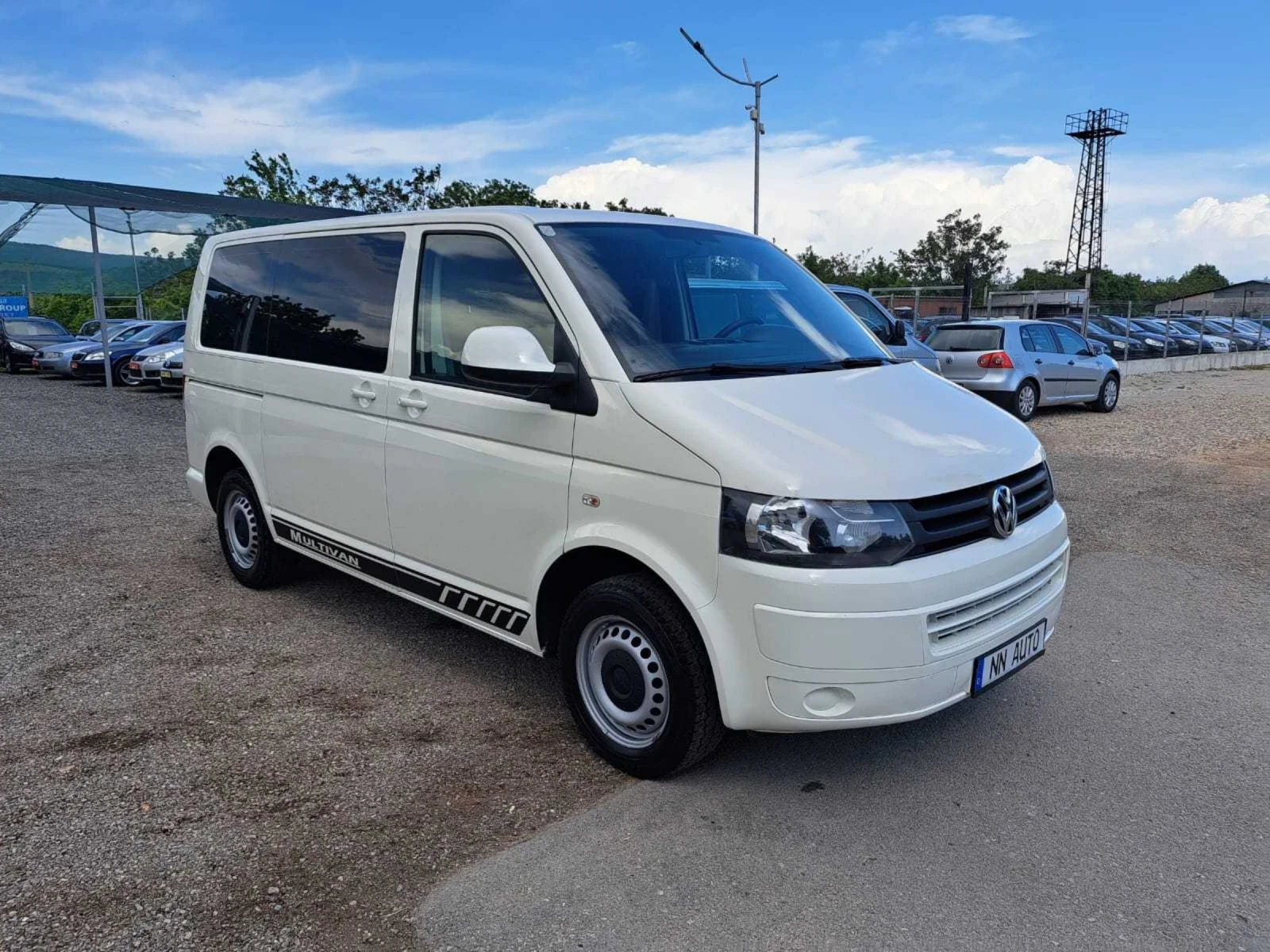 VW T5 2.0TDI, снимка 3 - Бусове и автобуси - 54511488