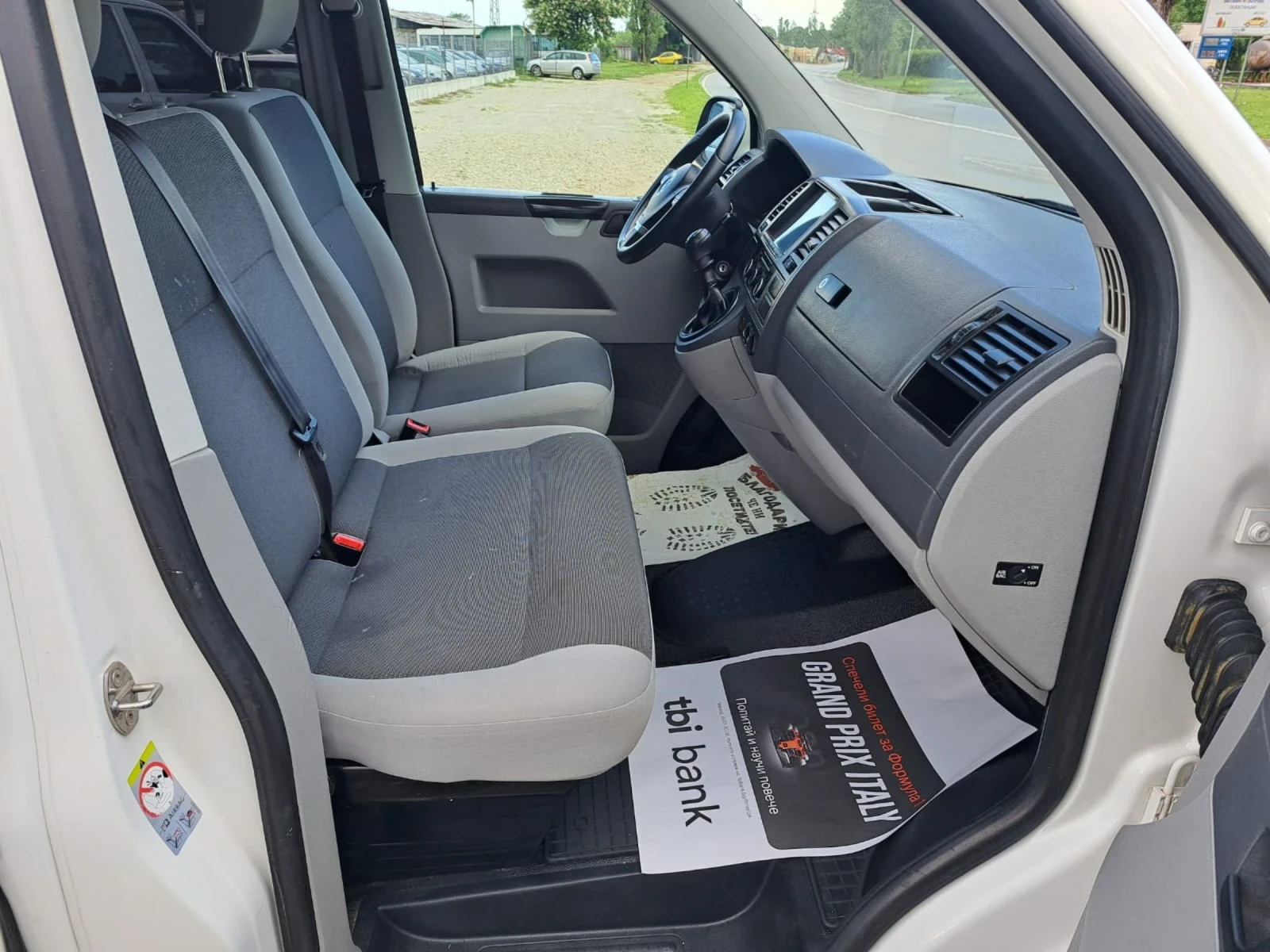 VW T5 2.0TDI, снимка 10 - Бусове и автобуси - 54511488