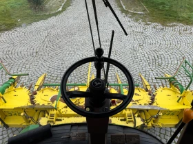 Комбайн John Deere 7200 + 6 РЕДА ХЕДЕР ЛИЗИНГ , снимка 15
