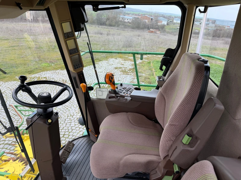 Комбайн John Deere 7200 + 6 РЕДА ХЕДЕР ЛИЗИНГ , снимка 9 - Селскостопанска техника - 52988989