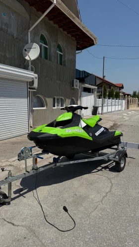  Bombardier Sea Doo Spark Trixx 2up | Mobile.bg    3