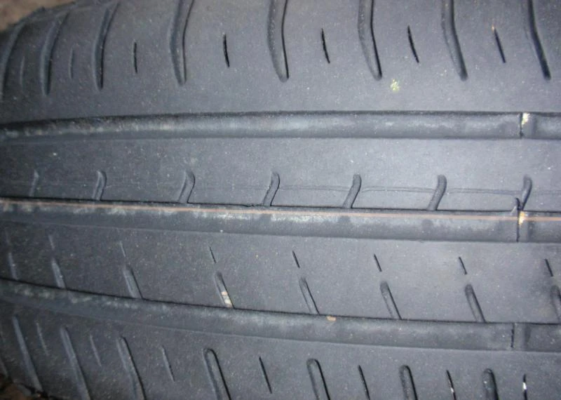 Гуми Летни 175/65R14, снимка 8 - Гуми и джанти - 5251885