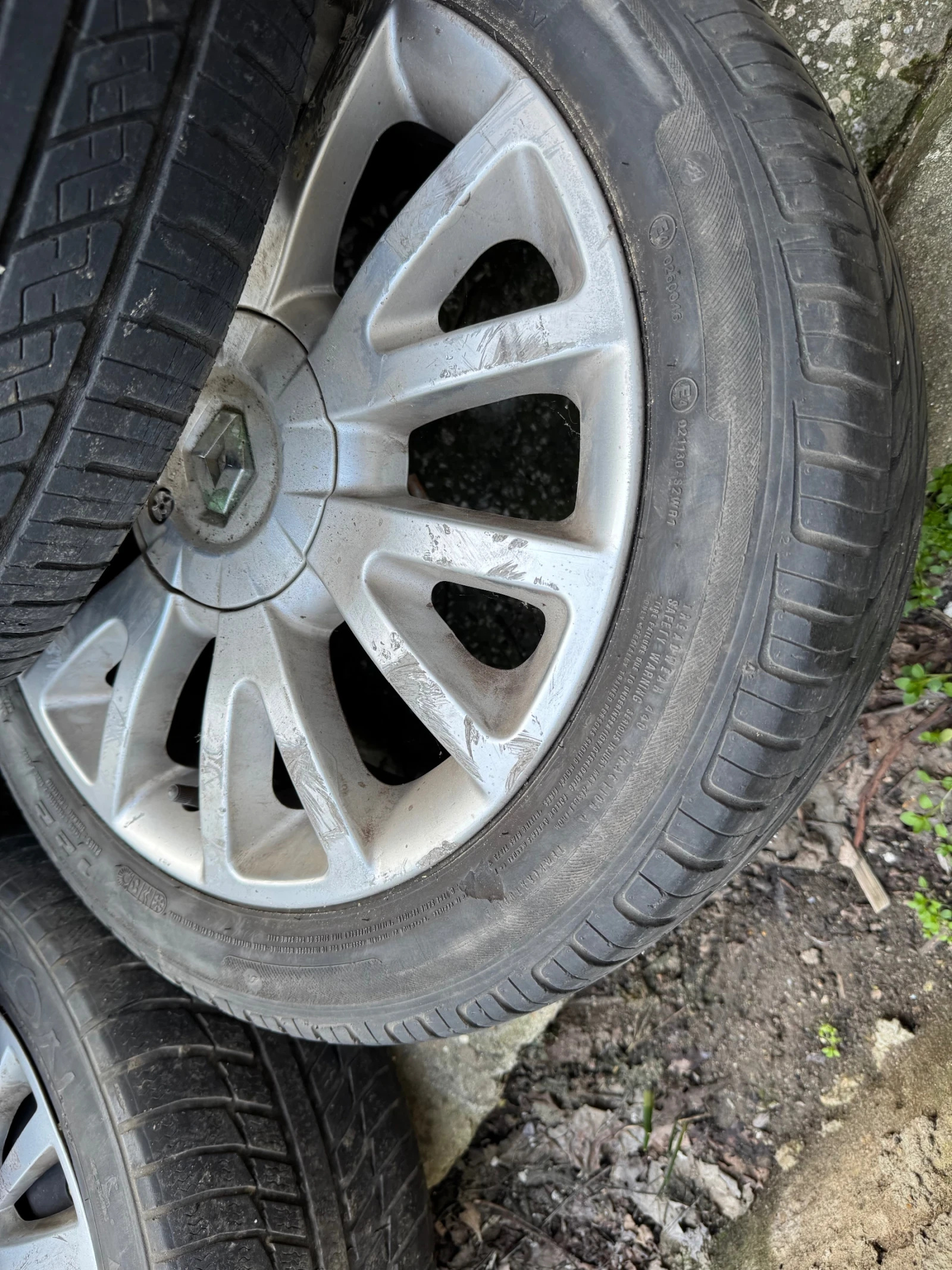 ���� � ������ 195/50R16 �� Renault | Mobile.bg � ����������� 5