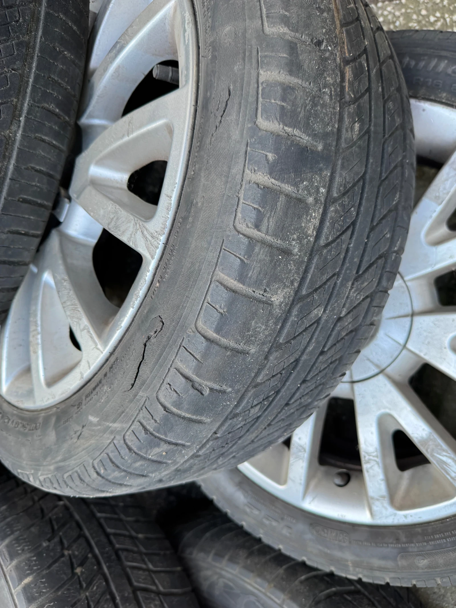 ���� � ������ 195/50R16 �� Renault | Mobile.bg � ����������� 3