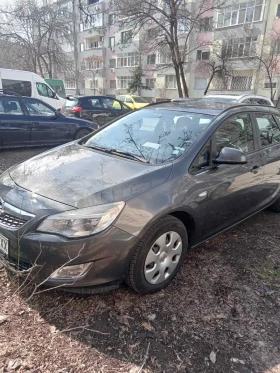 Opel Astra 1.4 с Газова уредба, снимка 2