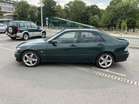     Lexus IS 200