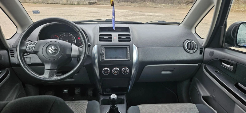 Suzuki SX4, снимка 5 - Автомобили и джипове - 44569242