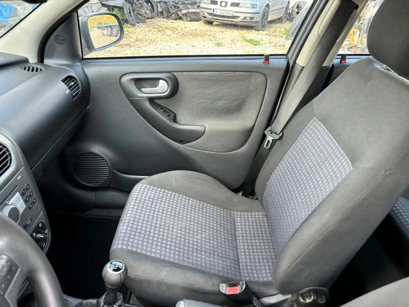 Opel Corsa 1.2, снимка 9 - Автомобили и джипове - 46261521