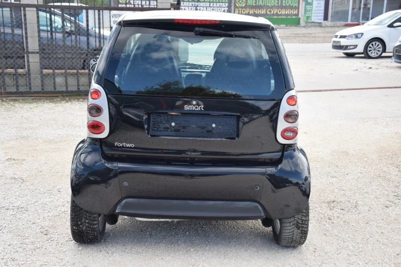 Smart Fortwo 0.8CDI, снимка 6 - Автомобили и джипове - 47224440