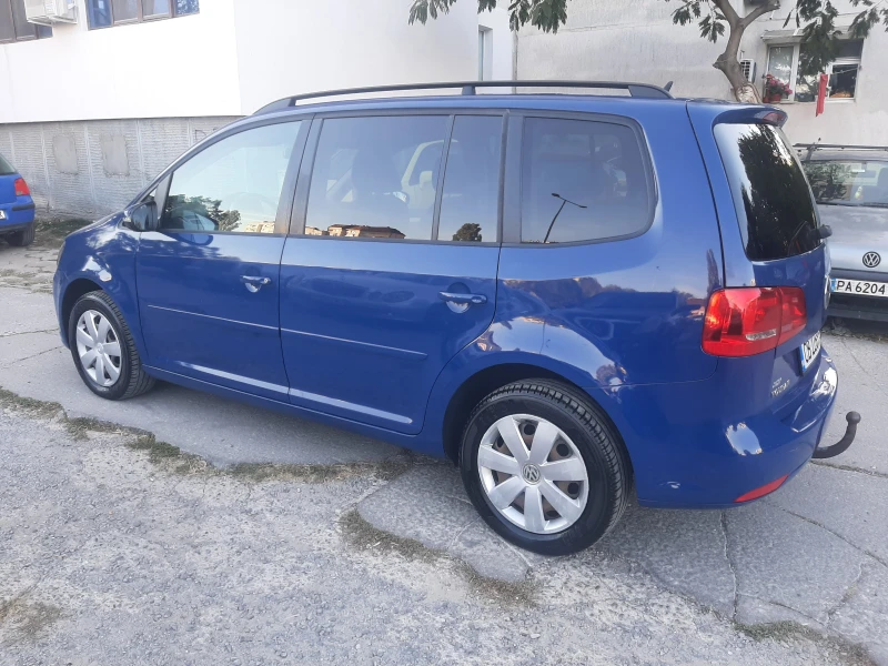 VW Touran Бензин-Автоматик, снимка 6 - Автомобили и джипове - 47310684