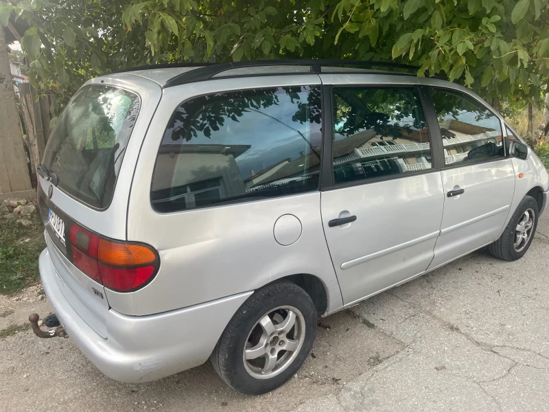 VW Sharan, снимка 11 - Автомобили и джипове - 47441621