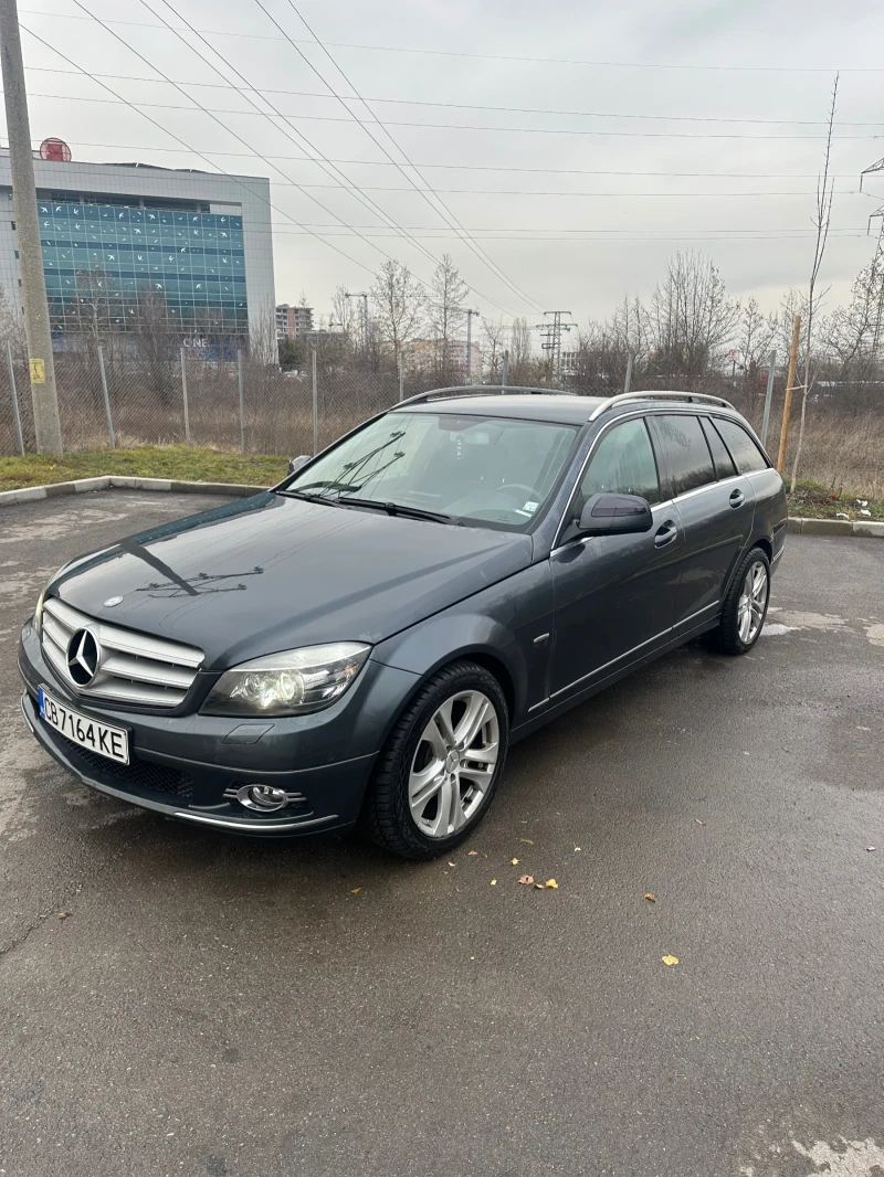 Mercedes-Benz C 320, снимка 7 - Автомобили и джипове - 48690255