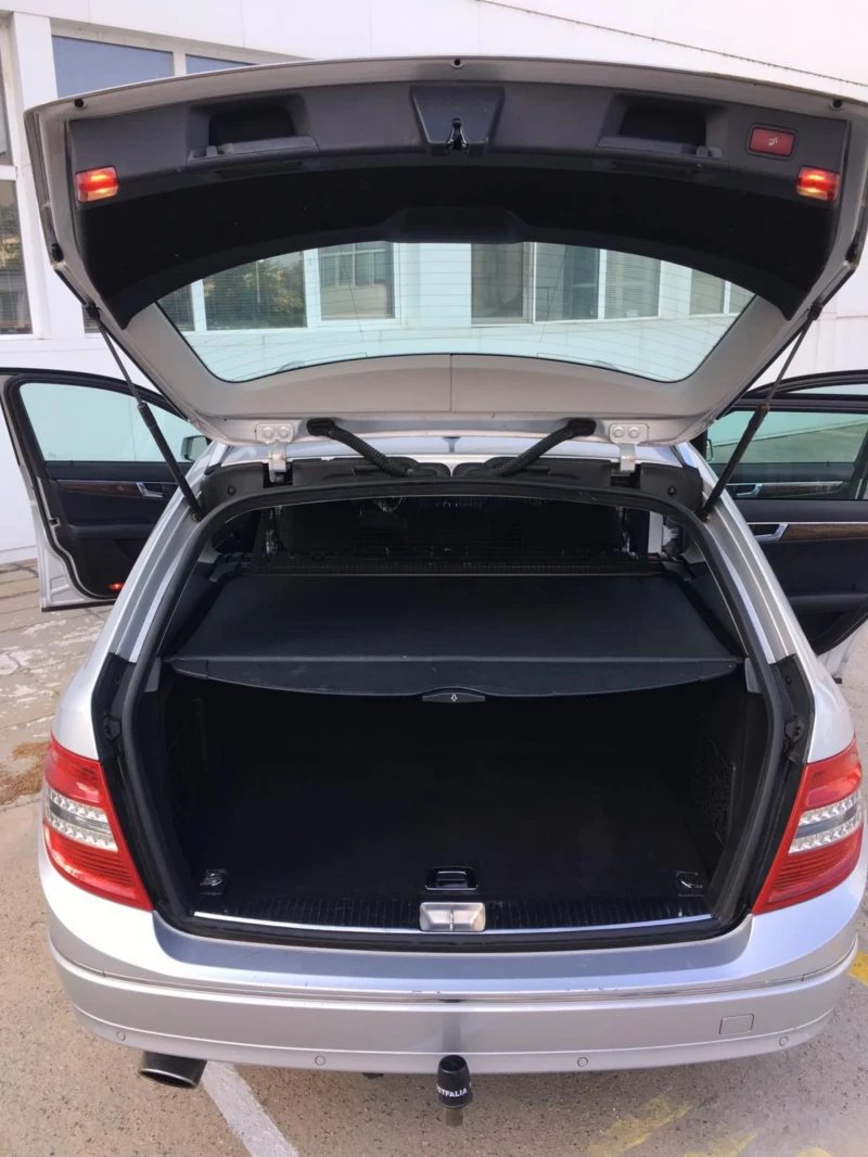 Mercedes-Benz C 200 Kompressor , снимка 14 - Автомобили и джипове - 53025207