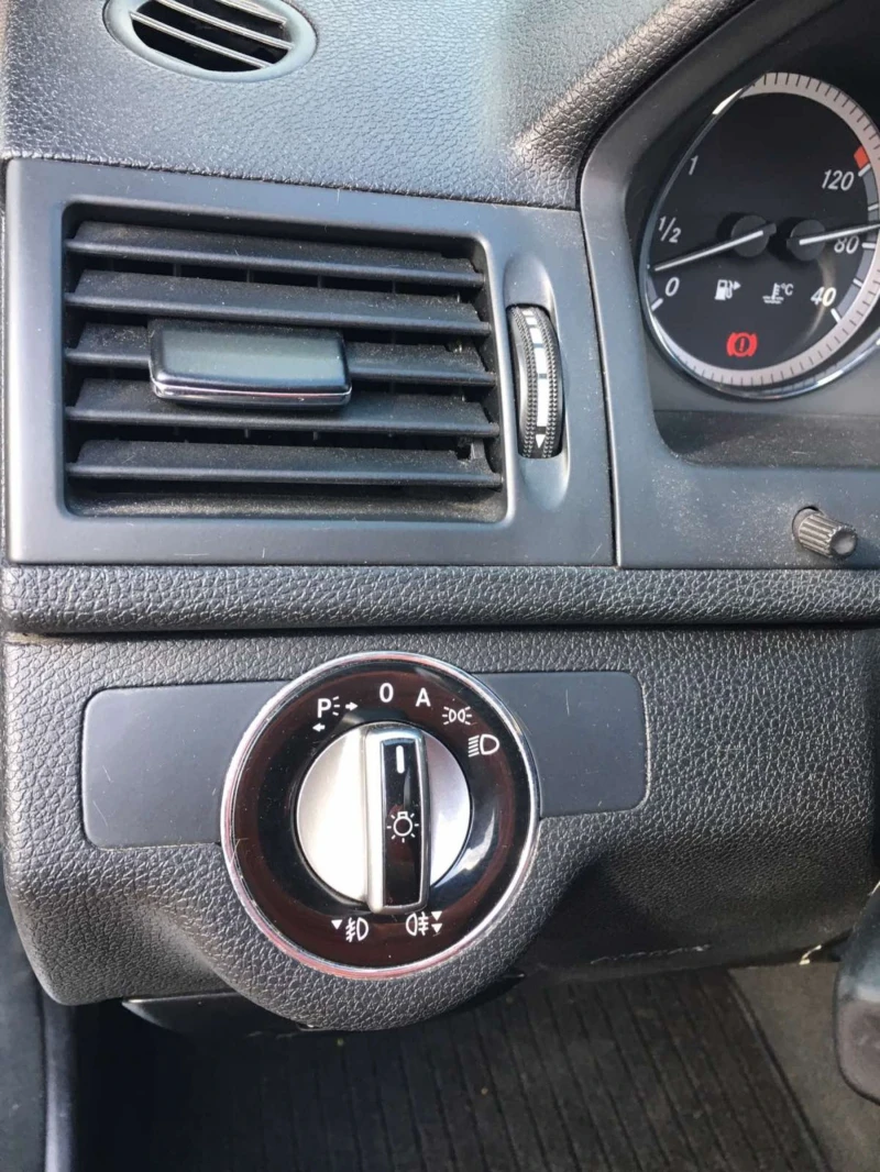 Mercedes-Benz C 200 Kompressor , снимка 8 - Автомобили и джипове - 53025207