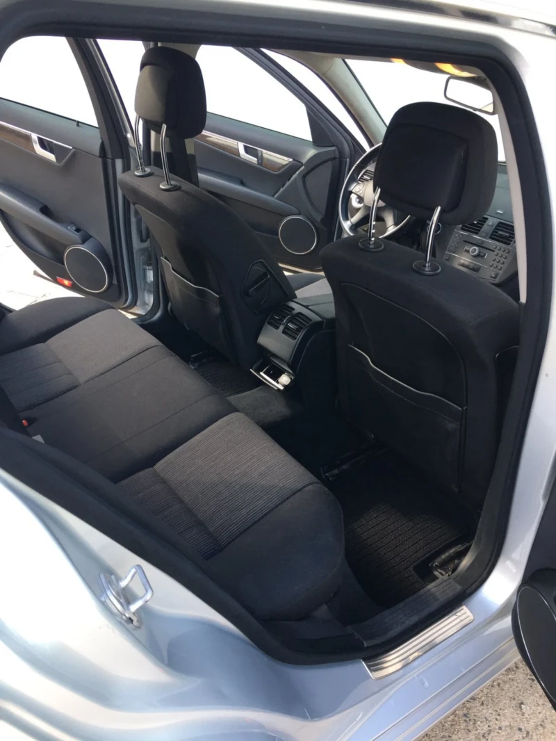 Mercedes-Benz C 200 Kompressor , снимка 10 - Автомобили и джипове - 53025207