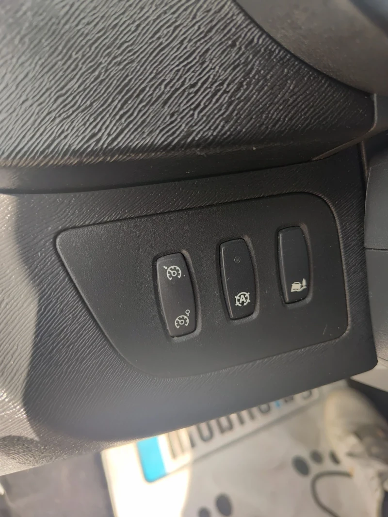 Renault Kangoo 1.5dci нави, снимка 7 - Автомобили и джипове - 51904301