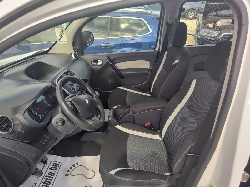 Renault Kangoo 1.5dci нави, снимка 11 - Автомобили и джипове - 51904301