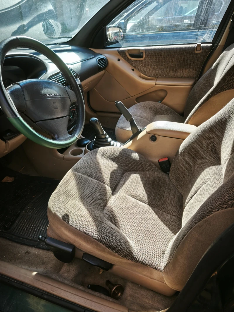 Chrysler Stratus, снимка 8 - Автомобили и джипове - 52443328