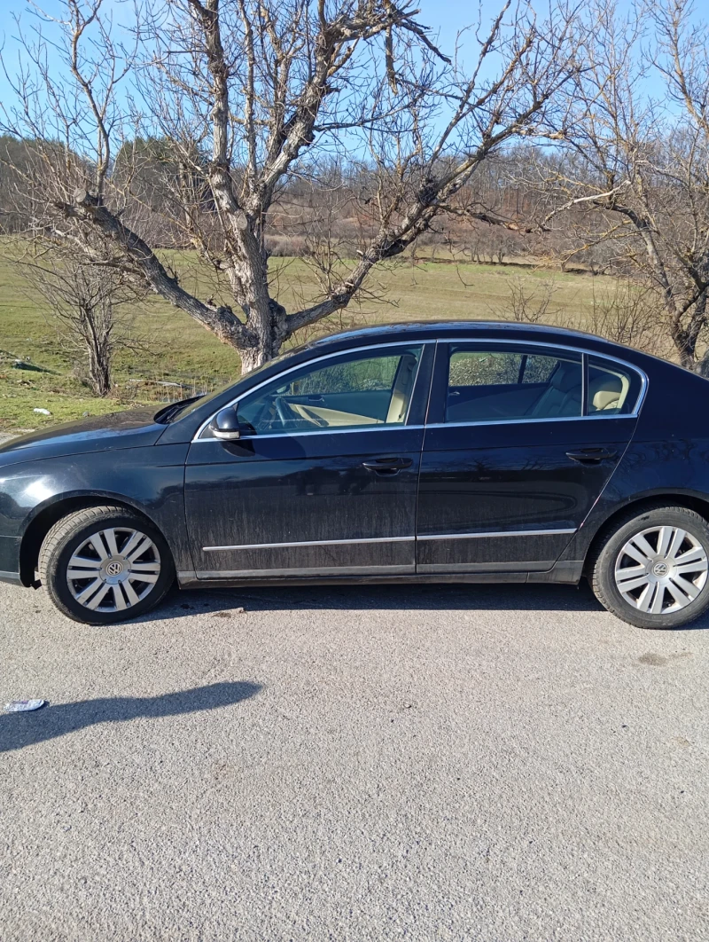 VW Passat 2.0tdi, снимка 2 - Автомобили и джипове - 53258855