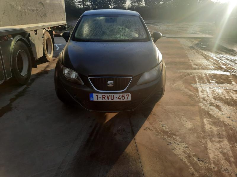 Seat Ibiza 1.2 TDi, снимка 2 - Автомобили и джипове - 36255893