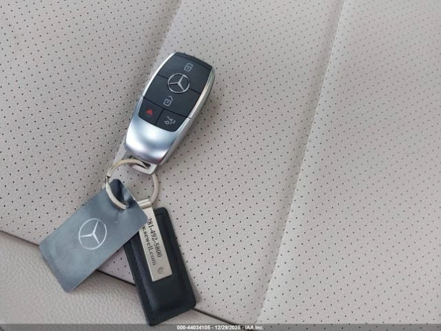 Mercedes-Benz GLE 450 PLUG-IN HYBRID* AMG PKG* 4MATIC* DISTRONIC* 360* , снимка 10 - Автомобили и джипове - 53204467