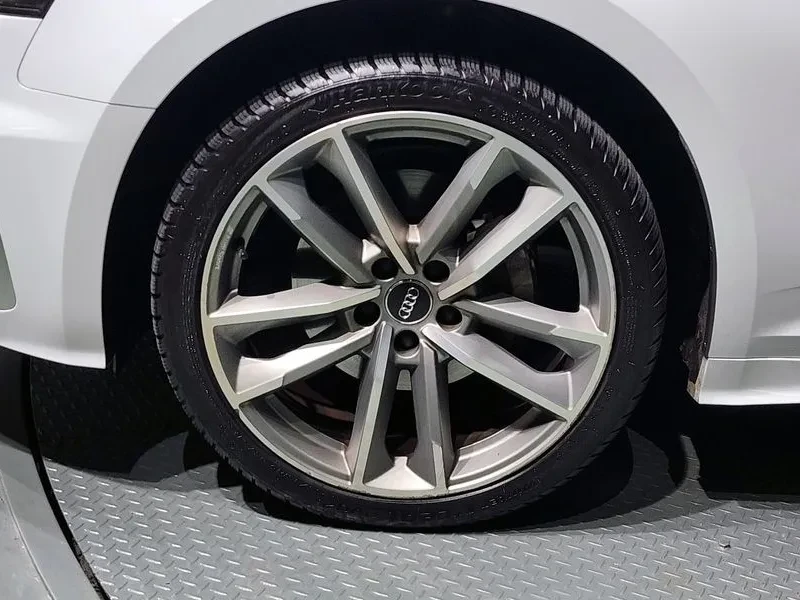 Audi A5 2.0 TDI Quattro, снимка 5 - Автомобили и джипове - 55013097