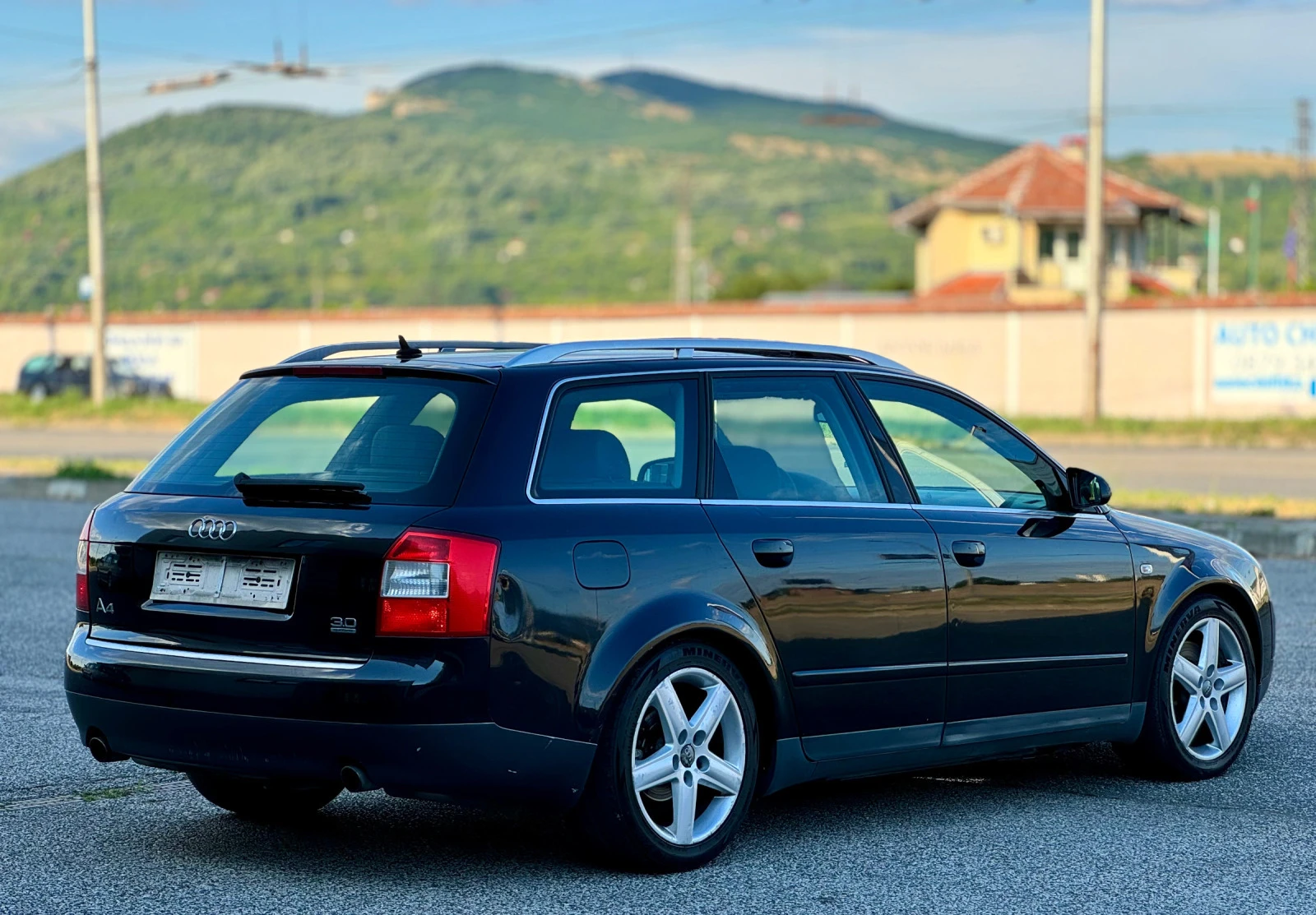 Audi A4 3.0i~QUATTRO~XENON~NAVi - изображение 5