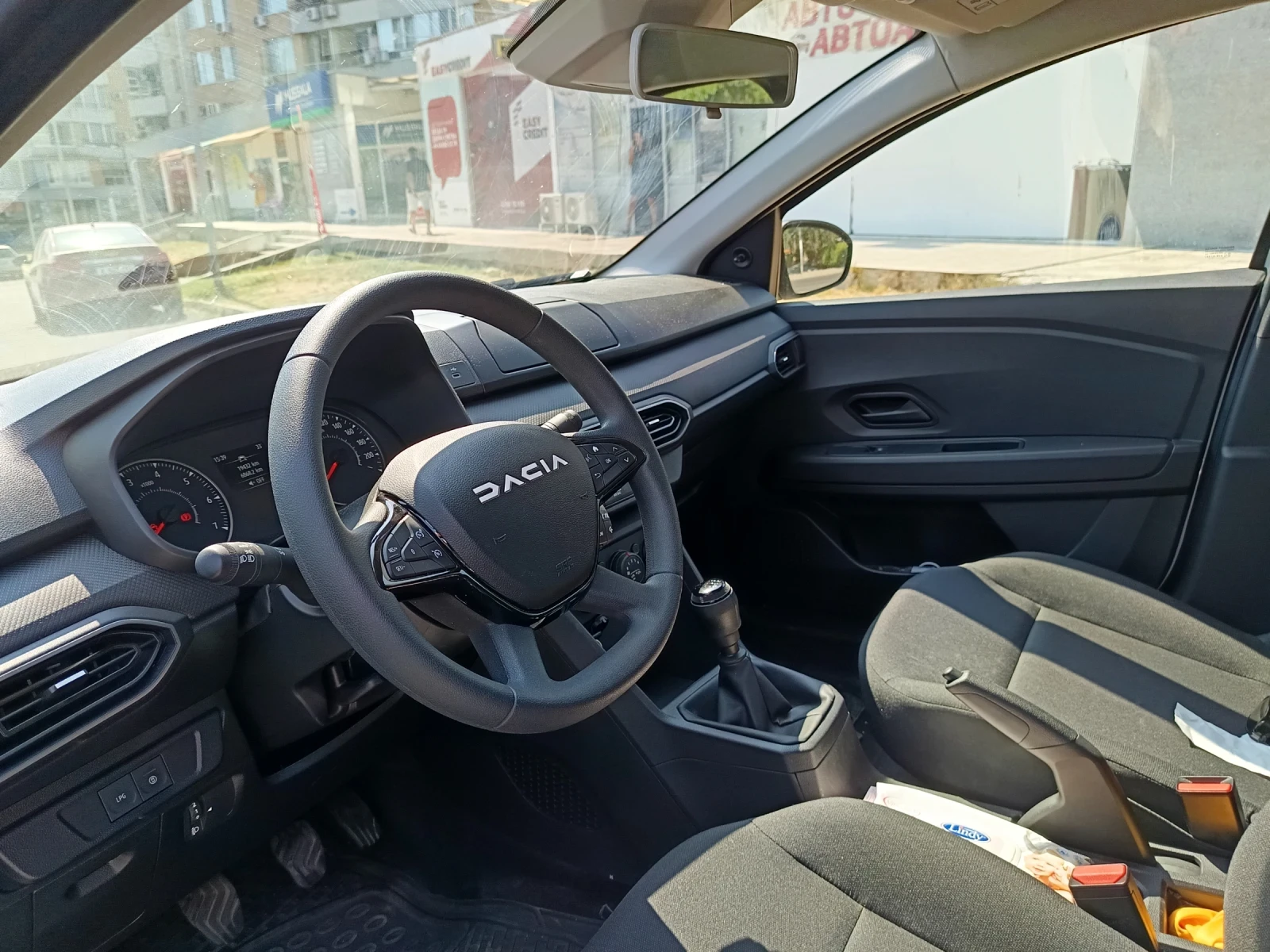Dacia Logan  - изображение 6