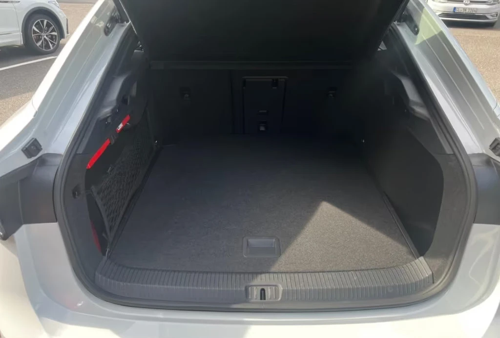 VW ID.7 PRO/286HP/NAVI/AHK/HUD/360/LED/CPLAY/381g | Mobile.bg   11