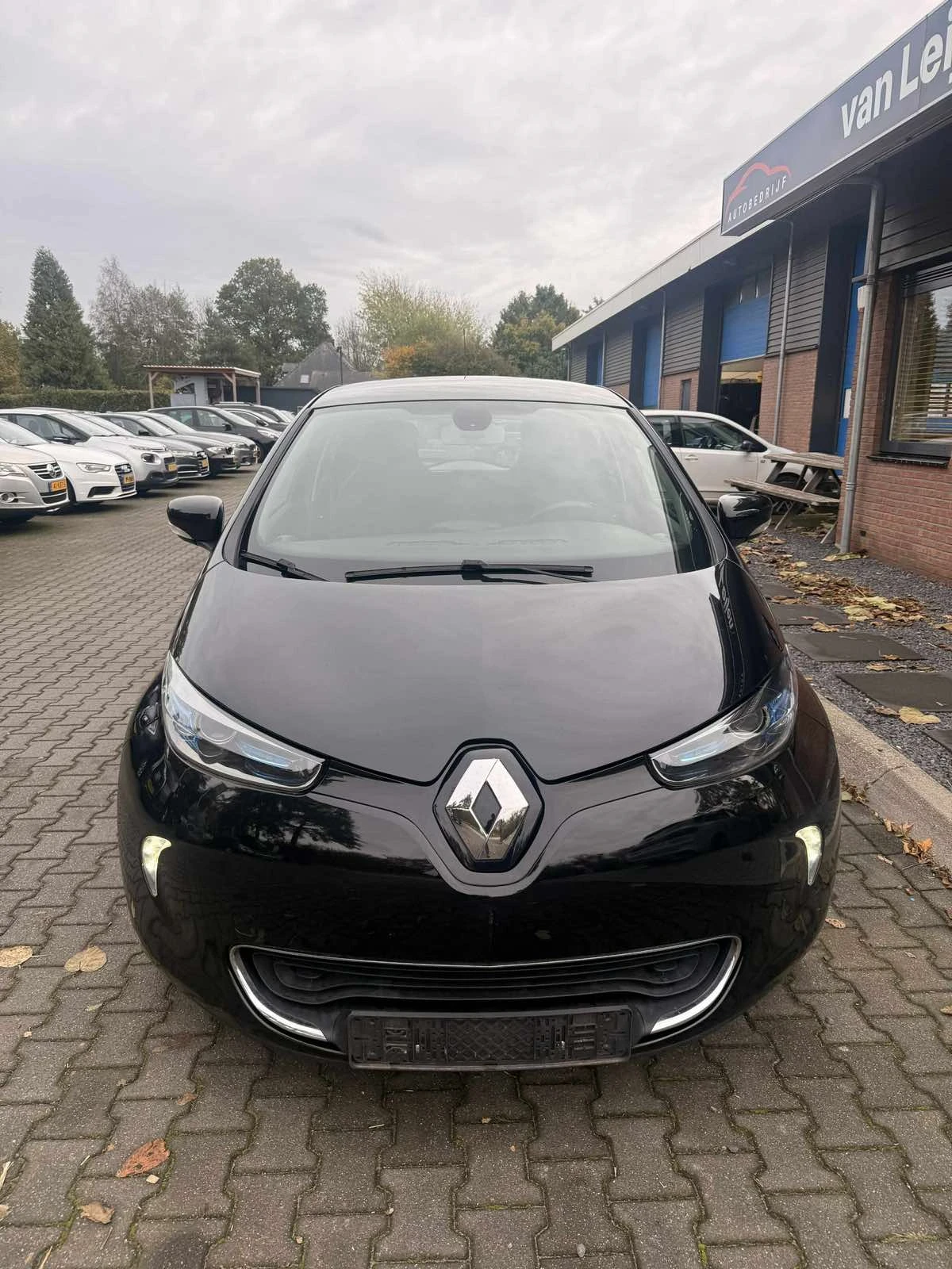Renault Zoe  - изображение 8