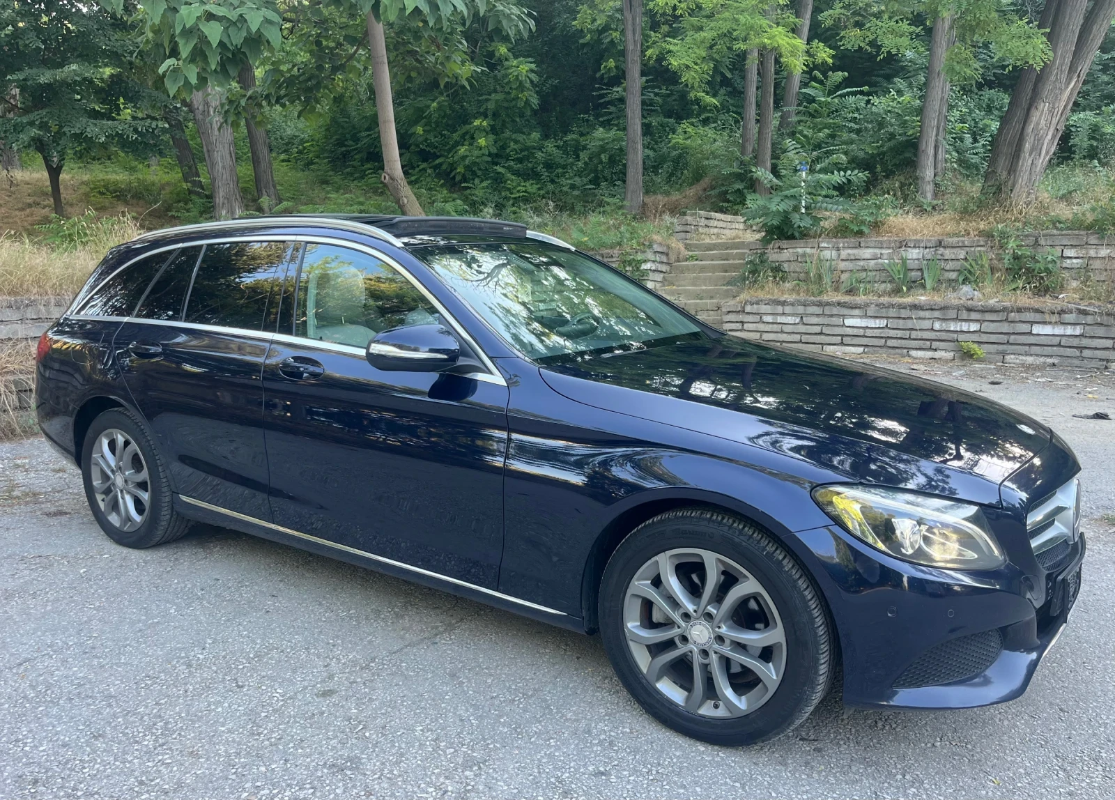 Mercedes-Benz C 200 КАМЕРА/ПАНОРАМА, снимка 3 - Автомобили и джипове - 52357592