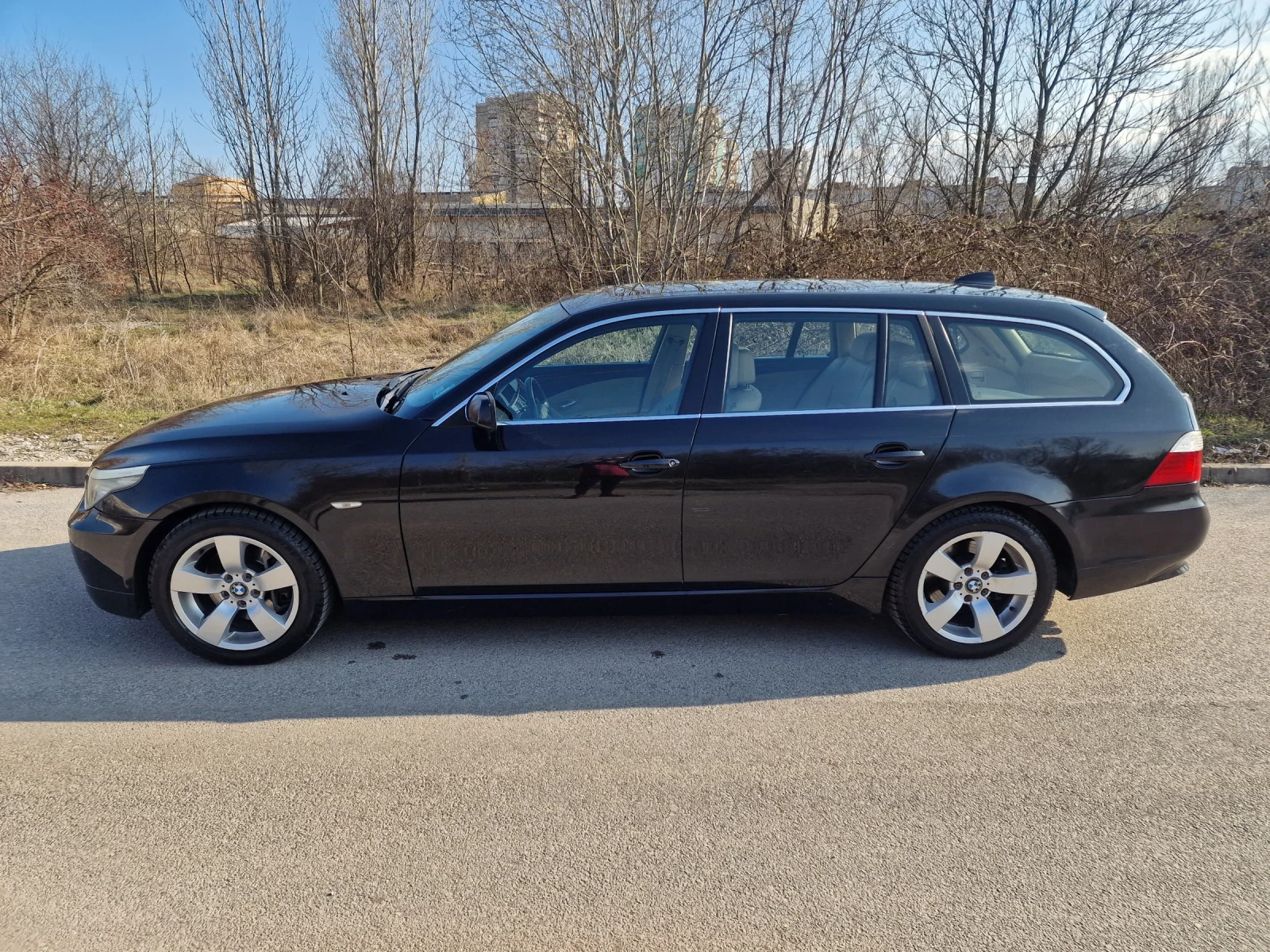 BMW 530, снимка 3 - Автомобили и джипове - 53750317