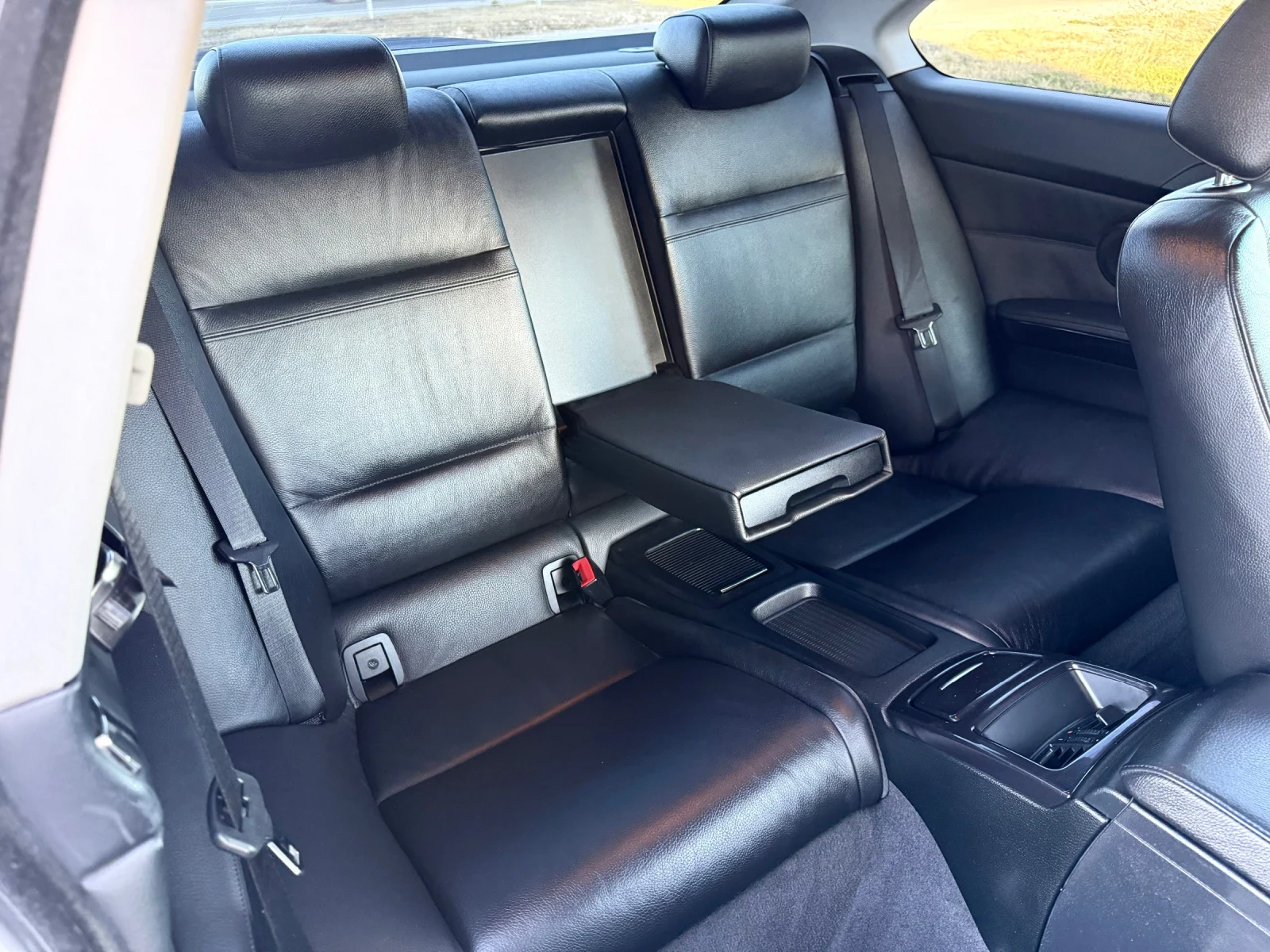 BMW 325 i KOJA / NAVI / CAMERA / XENON / PODGREV / LUK, снимка 13 - Автомобили и джипове - 53771499