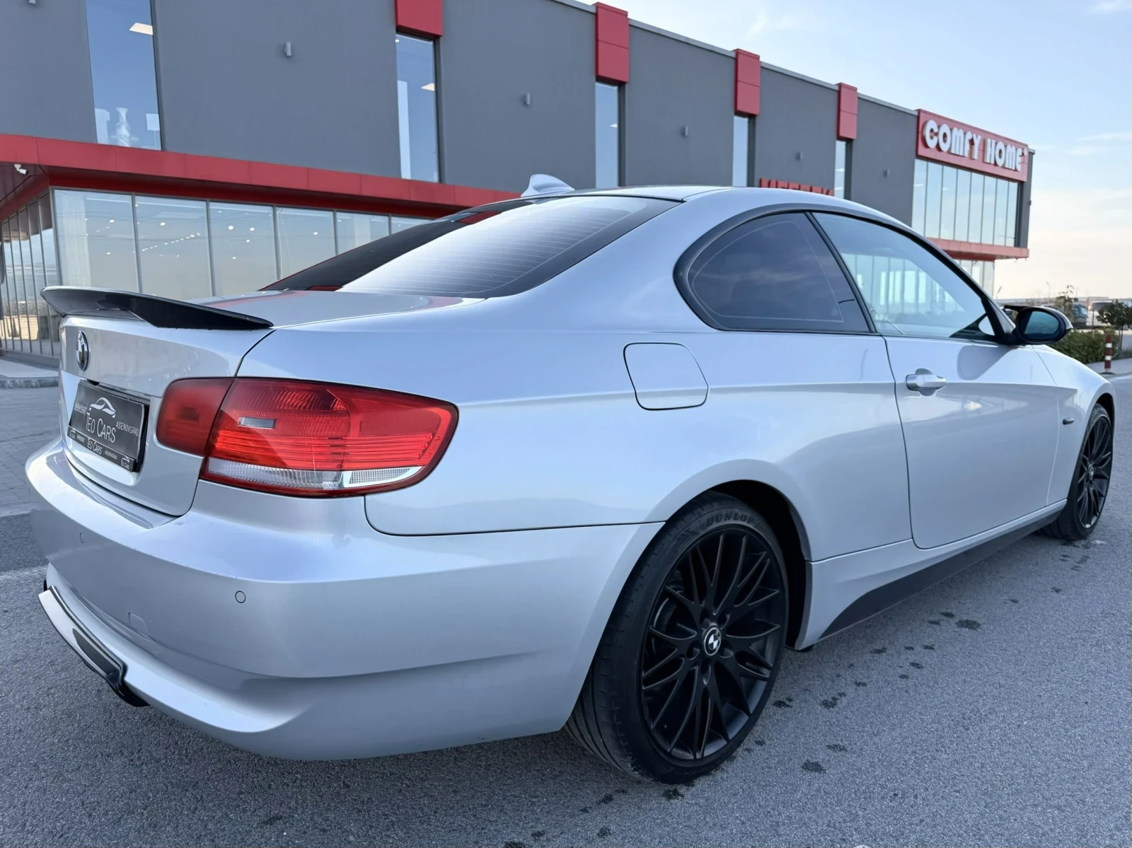 BMW 325 i KOJA / NAVI / CAMERA / XENON / PODGREV / LUK, снимка 7 - Автомобили и джипове - 53771499