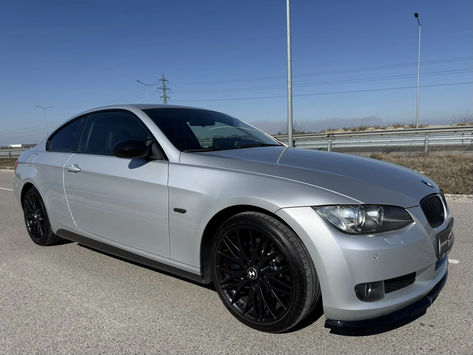 BMW 325 i KOJA / NAVI / CAMERA / XENON / PODGREV / LUK