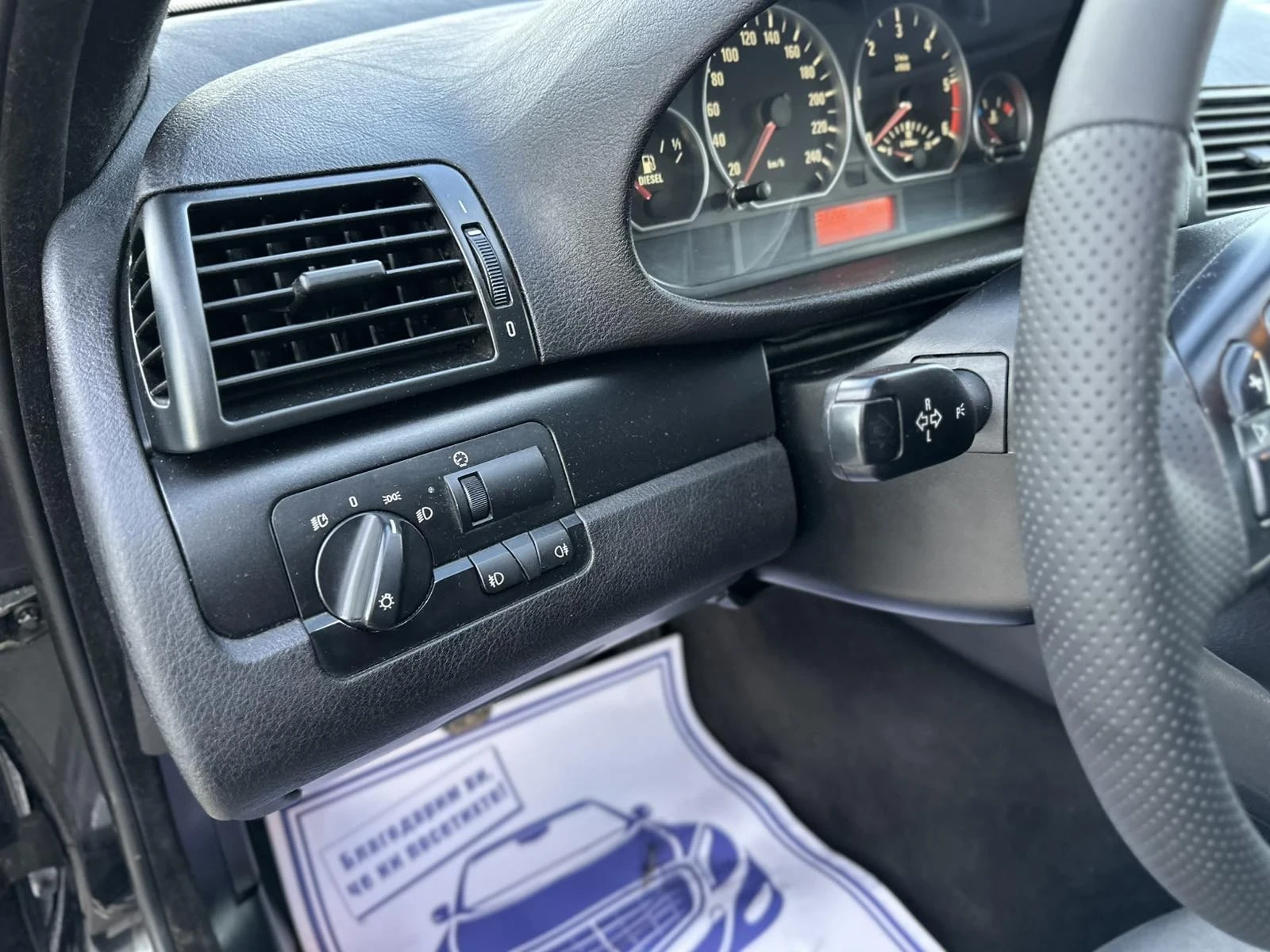 BMW 320 * М* Ксенон* Рекаро, снимка 15 - Автомобили и джипове - 53788232