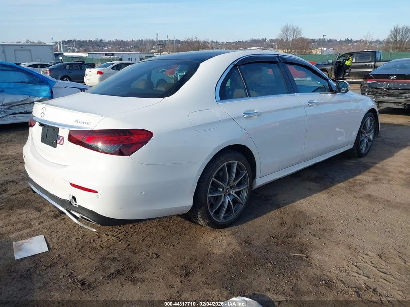 Mercedes-Benz E 350 2l 4Matic, снимка 4 - Автомобили и джипове - 53964977