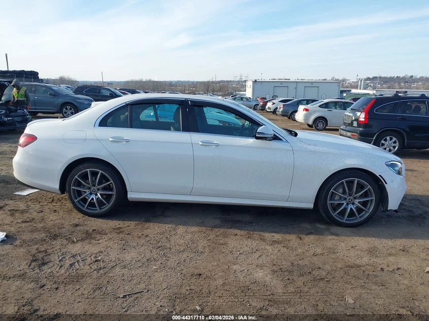 Mercedes-Benz E 350 2l 4Matic, снимка 12 - Автомобили и джипове - 53964977