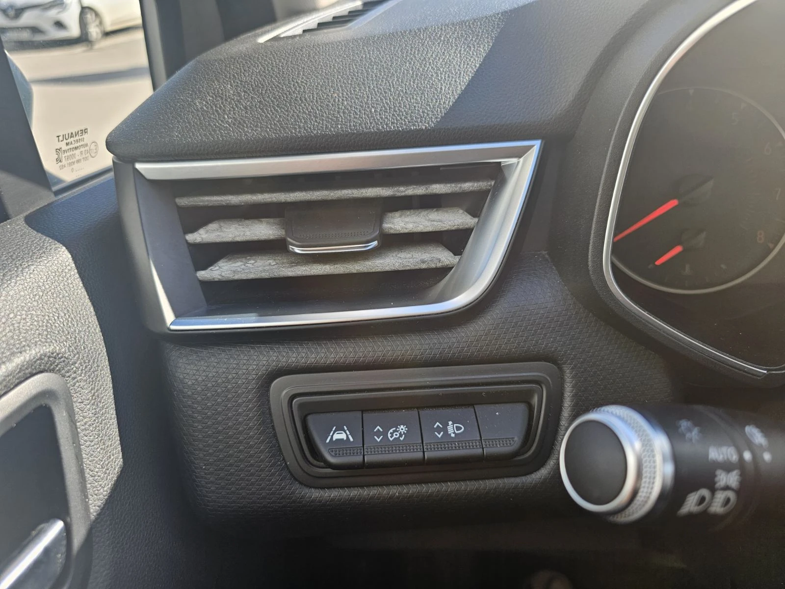 Renault Clio 1.0 TCe 100 hp EDC, снимка 12 - Автомобили и джипове - 54125485