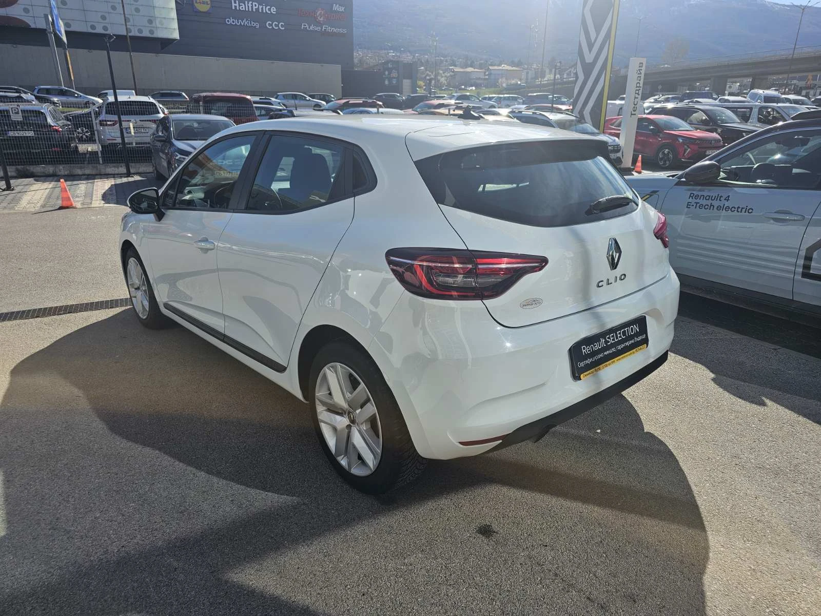 Renault Clio 1.0 TCe 100 hp EDC, снимка 4 - Автомобили и джипове - 54125485