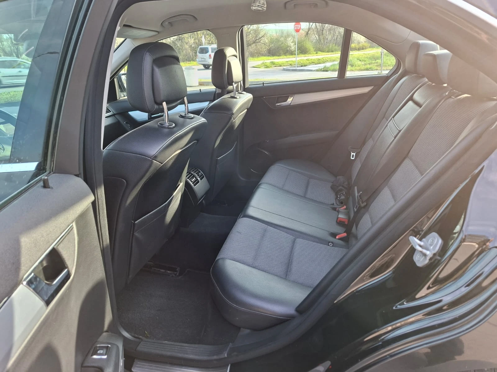 Mercedes-Benz C 200 CDI, снимка 8 - Автомобили и джипове - 54170379