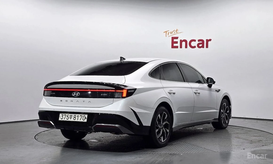 Hyundai Sonata LPG* ДИГ* ТАБЛО* КАМЕРИ* 360* KEYLESS* ПОДГРЕВ* , снимка 3 - Автомобили и джипове - 54214782