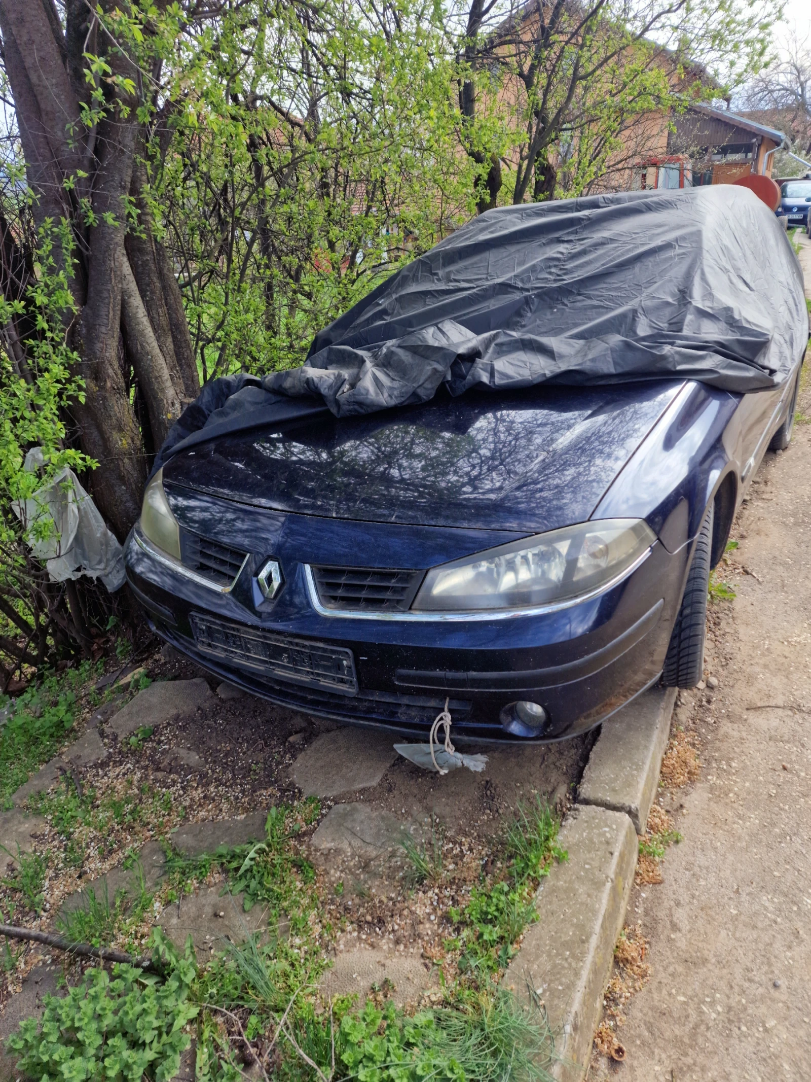 Renault Laguna, снимка 2 - Автомобили и джипове - 54648671