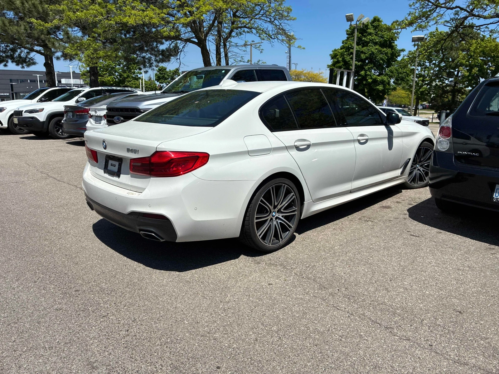 BMW 540 i xDrive/M-Pack/Digital/HUD/H&K, снимка 3 - Автомобили и джипове - 54689230