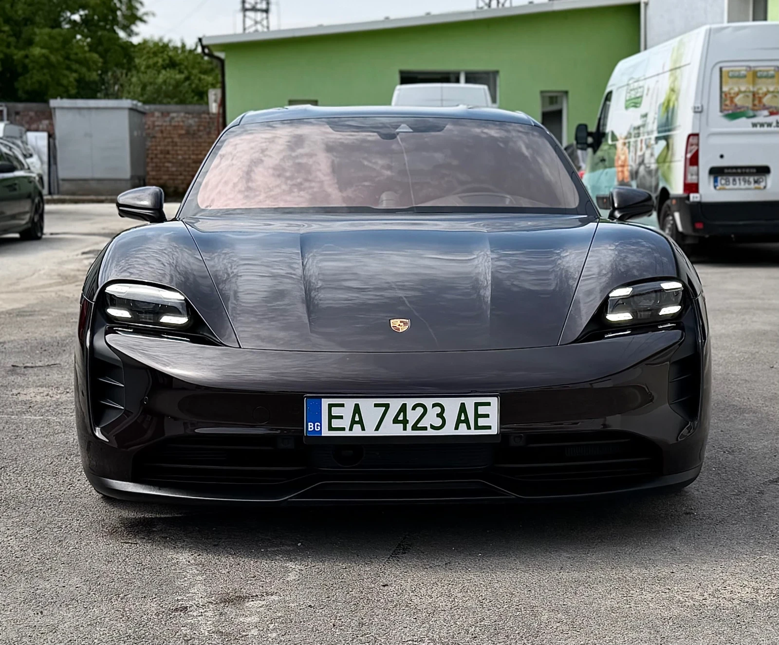 Porsche Taycan GTS* ГАРАНЦИЯ* ЗАВИВАЩ МОСТ* ВЪЗДУХ* BOSE* SPORT C, снимка 2 - Автомобили и джипове - 54761231