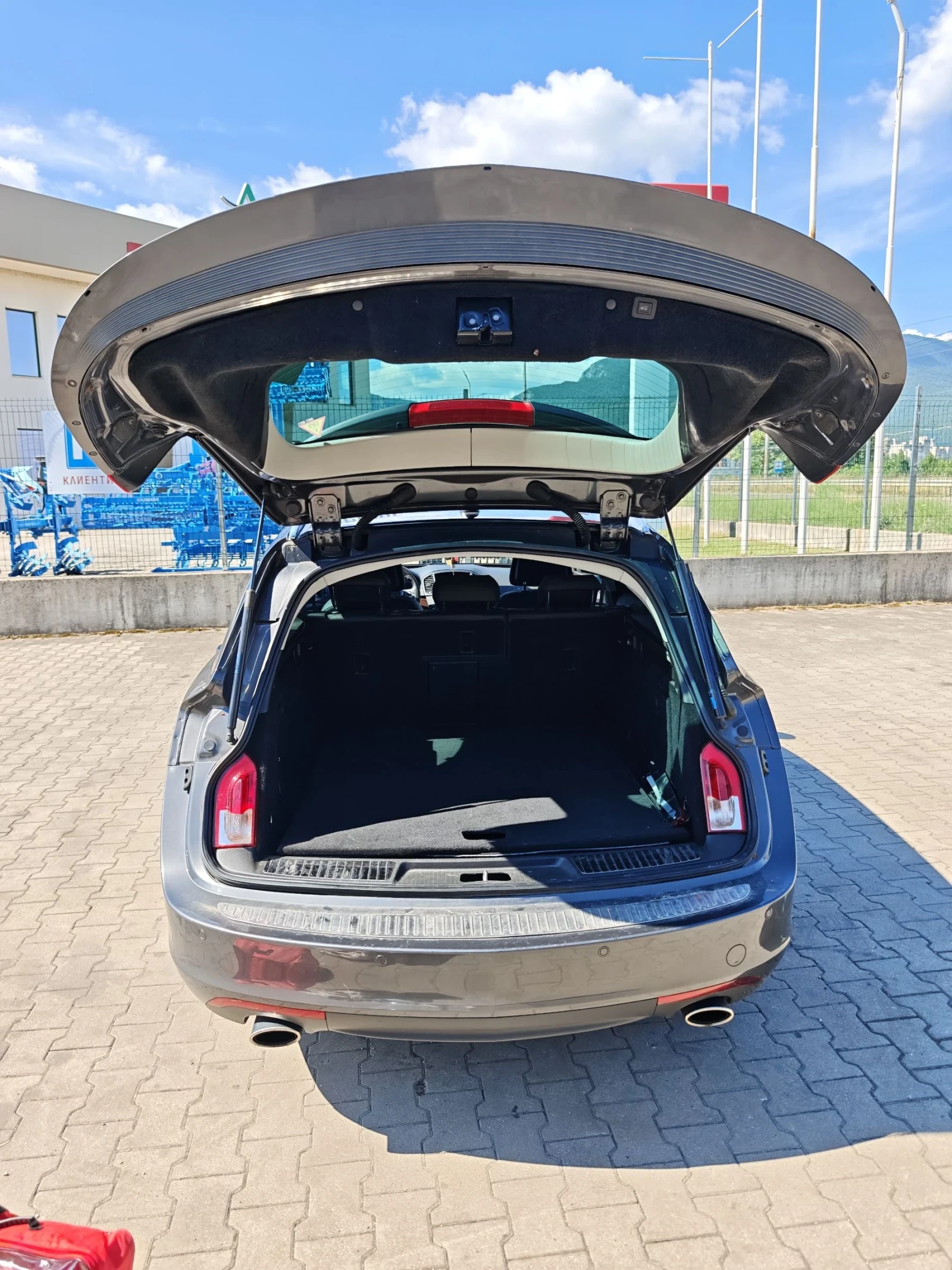 Opel Insignia, снимка 10 - Автомобили и джипове - 55184683