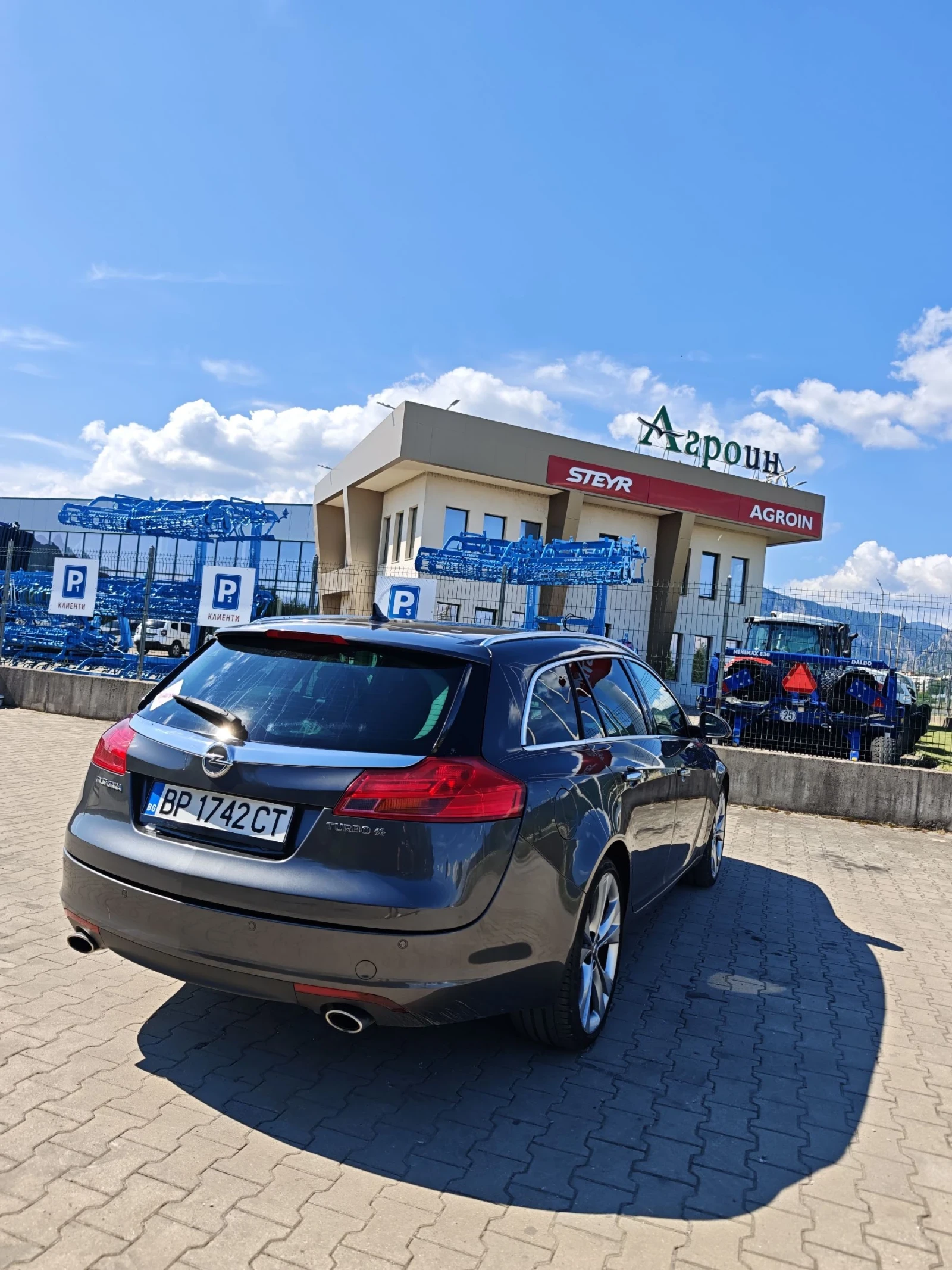 Opel Insignia, снимка 8 - Автомобили и джипове - 55184683