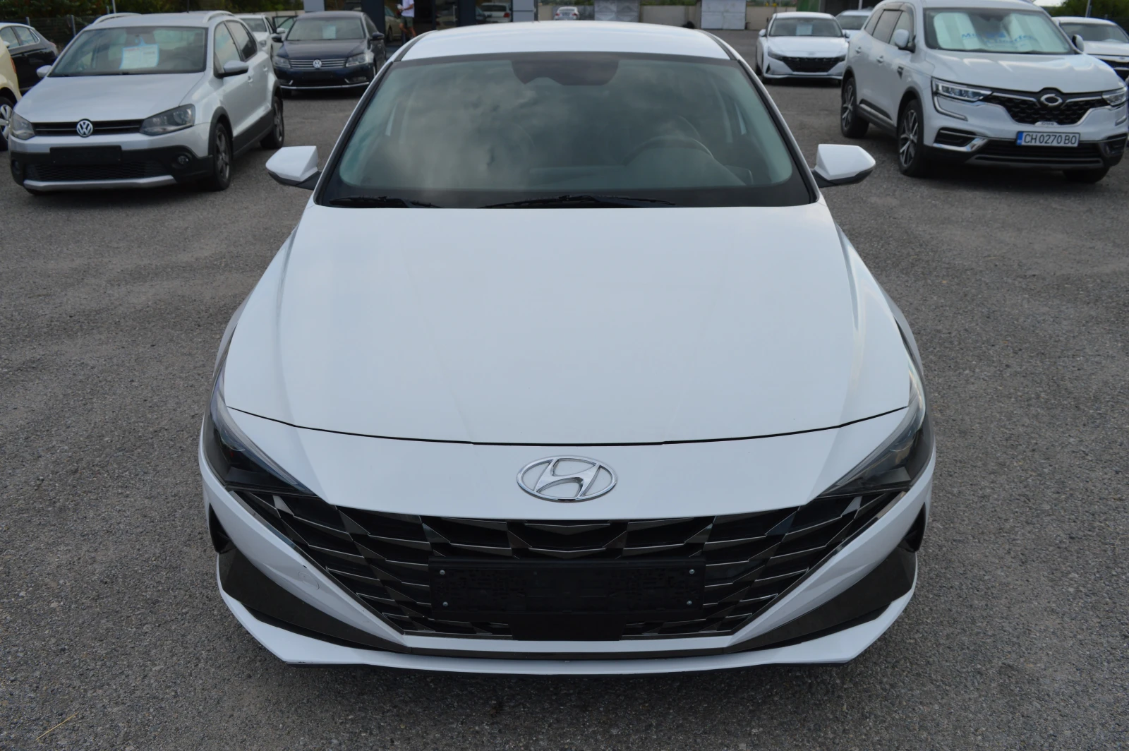 Hyundai Elantra 1.6-BENZIN-STAVA ZA GAZ-FULL EKSTRI, снимка 2 - Автомобили и джипове - 55588360