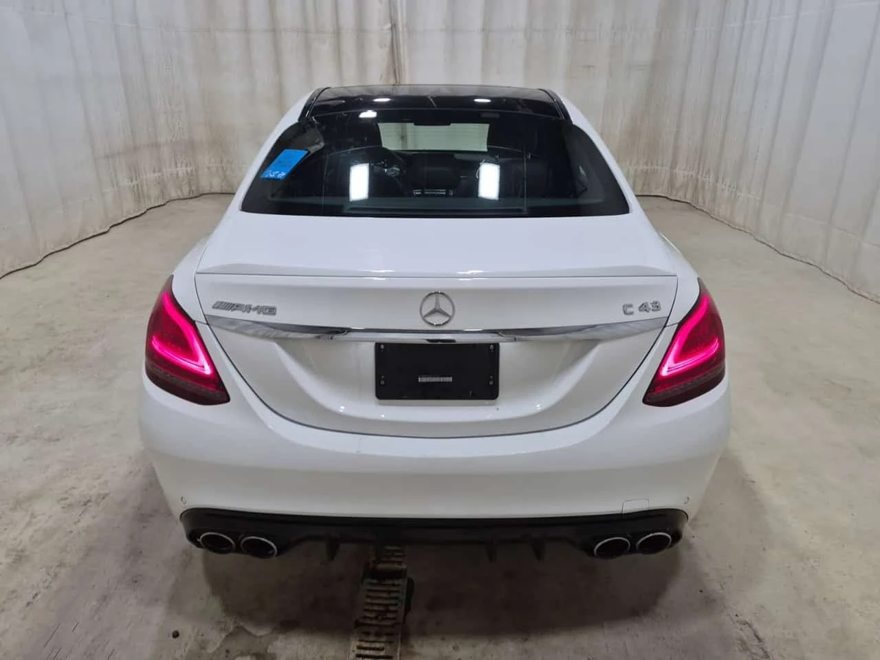 Mercedes-Benz C 43 AMG * CARFAX * ОПЦИЯ ЗА ФИНАНСИРАНЕ * , снимка 17 - Автомобили и джипове - 55785667